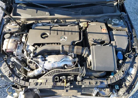 2021 Mercedes-Benz A 220 z USA, uszkodzony, nr VIN W1K3G4EBXMJ259708